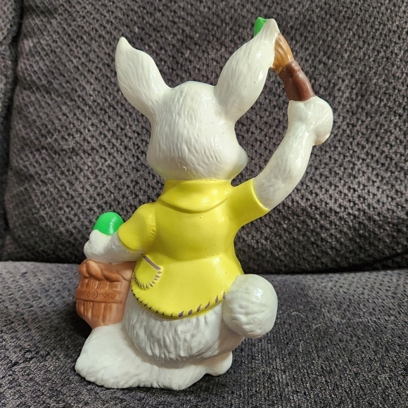 Hand Painted Easter Bunny Rabbit Painted Easter Eggs - Picture 6 of 7